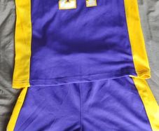 Kids L.A. Lakers basketball jersey and trousers - Size S