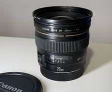 Canon EF 20mm f/2.8 USM Canon EF mount