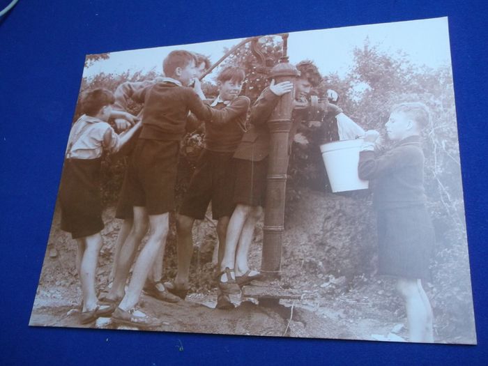 Prints - Showing Scenes From A By-gone Ireland