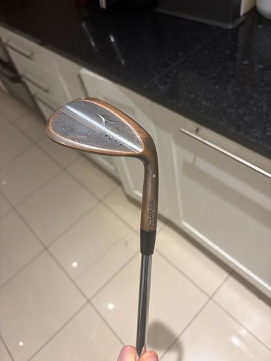 Taylor made T24 Copperhead 54 degree wedge, 6 months old