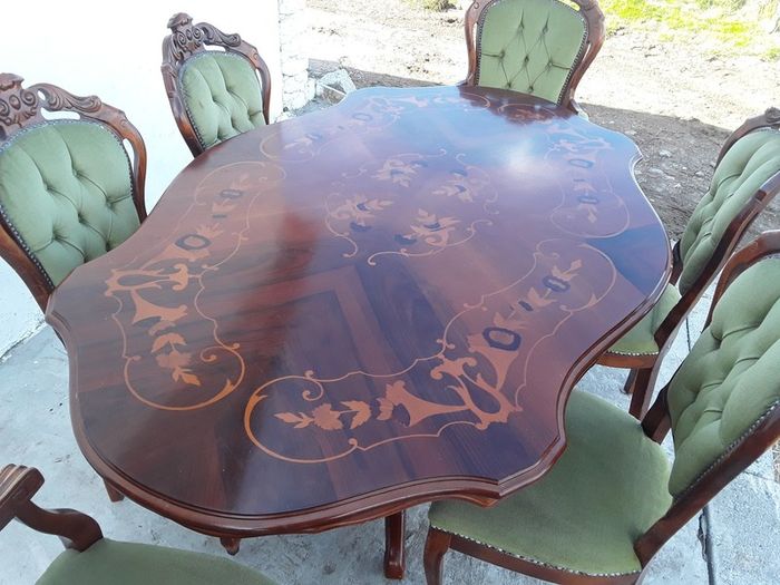 Beautiful Italian design inlaid table with 6 chairs Including 2 carvers