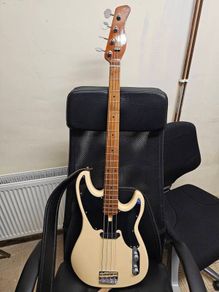 Sire Marcus Miller D5