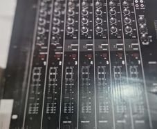 Pro mixer behringer dx 2000 usb