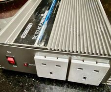 Dc To Ac Power Inverter 1000w , 12v Dc To 230v Ac
