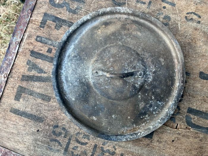 2 vintage galvanised lids