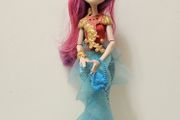 Ever After High Meeshel Mermaid Original doll
