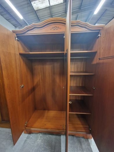Double Compartment Wardrobe