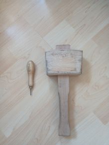 Carpenters mallett & bradawl