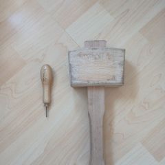 Carpenters mallett & bradawl