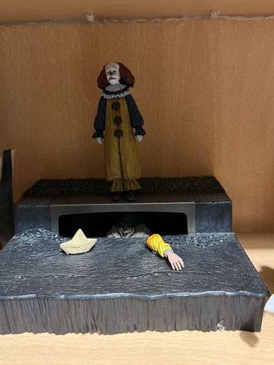 Neca It accessories