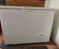 Chest Freezer - Whirlpool