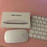 Apple Magic Mouse and Keyboard Image 4
