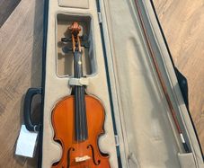 3/4 size student violin