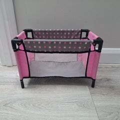 Baby doll bed