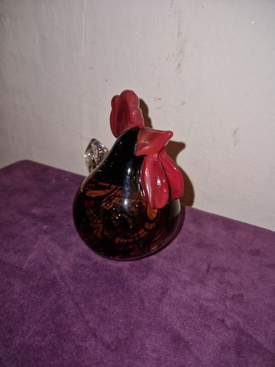 Hand blown glass Hen figure