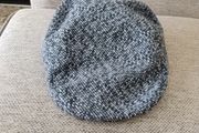 Wool blend cap hat 56cm size in very good condition FREE STANDARD POSTAGE INCLUDED