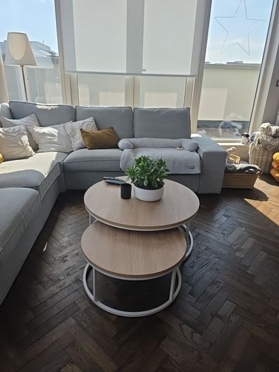 Nest style coffee table