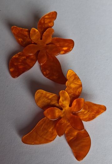 Marbled Orange 3D Tiger Lily Resin Earrings