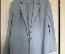 Claudia Stevens light blue blazer