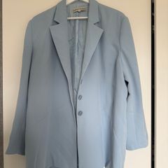 Claudia Stevens light blue blazer