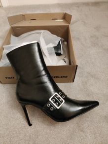black point boot