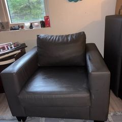 Sofa & 2 armchairs