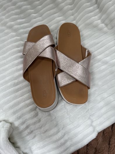 Ugg slides