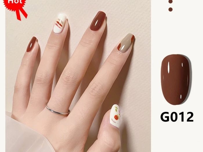 Gel nails LED light Autumn Brown