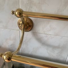 Towel rail