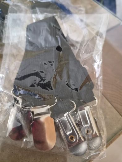chair clips
