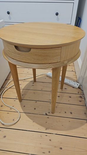 2 matching Bedside table/lockers