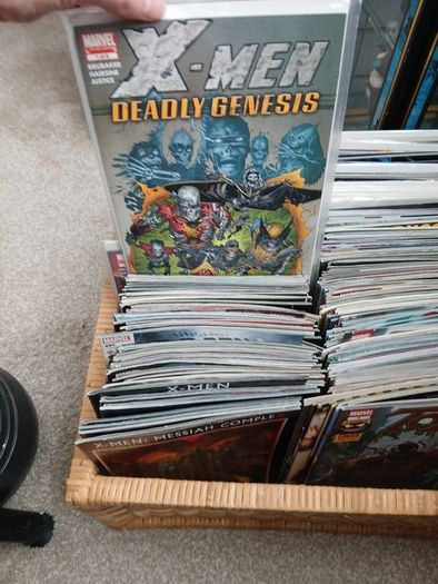 300+ marvel comics