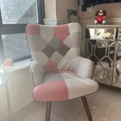 Beautiful accent chair
