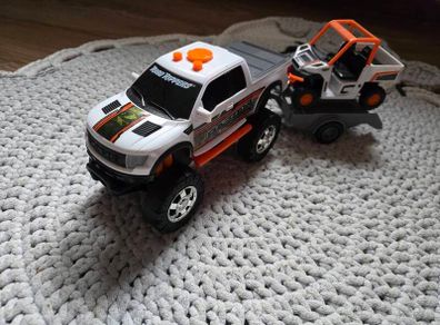 4x4 Light and Sound Trucks and Trailer