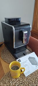 Fully automatic coffee machine