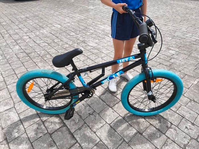 Jet BMX wolf bike