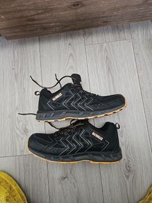 Dewalt safety footwear - used ones- perfect condition