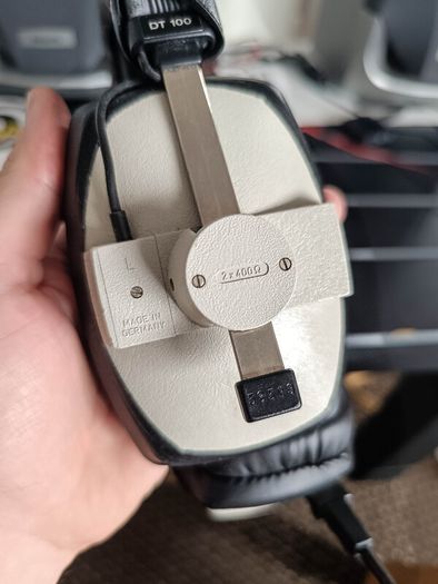 beyerdynamic DT-100 400 ohm stereo hifi high end