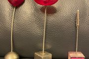 Picture holders