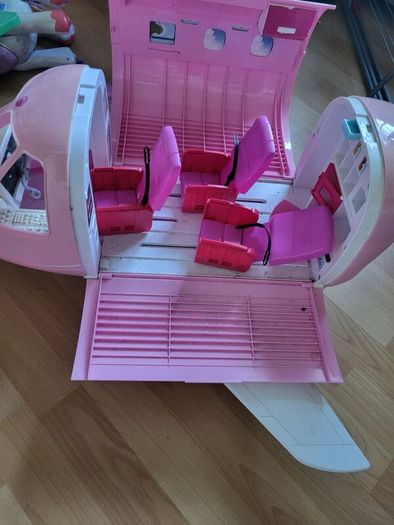 barbie airplane