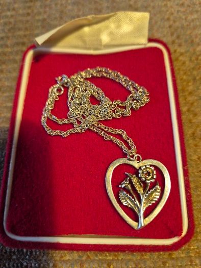 Vintage Sterling Silver Meadow Flowers in a Heart. Stamped.