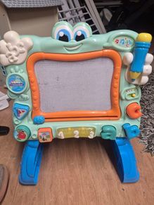 Interactive Magnetic Easel