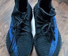 Yeezy trainers size 5