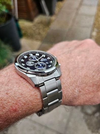 Watch Orient Chronograph.