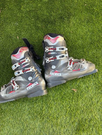 mens ski boots