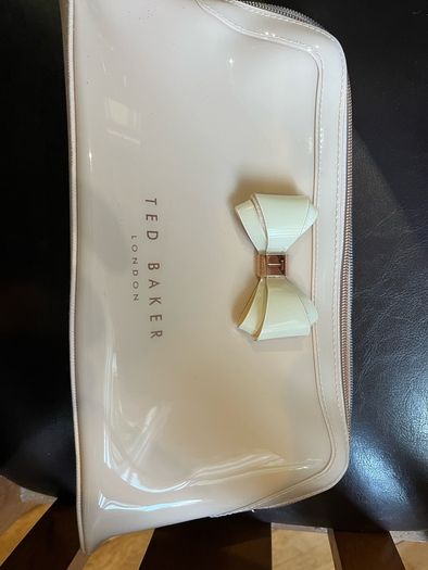 Ted Baker toiletries make up bag