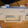 Singer 8280 sewing machine Image 5