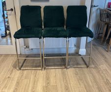 Kitchen counter/bar chairs
