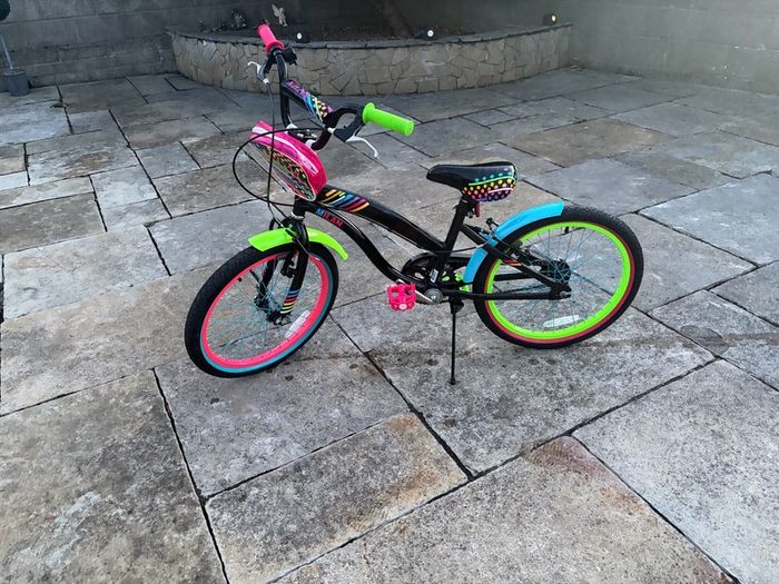 20 Inch Milan Bike with Handlebar Bag