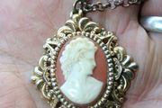 Vintage Cameo Pendant